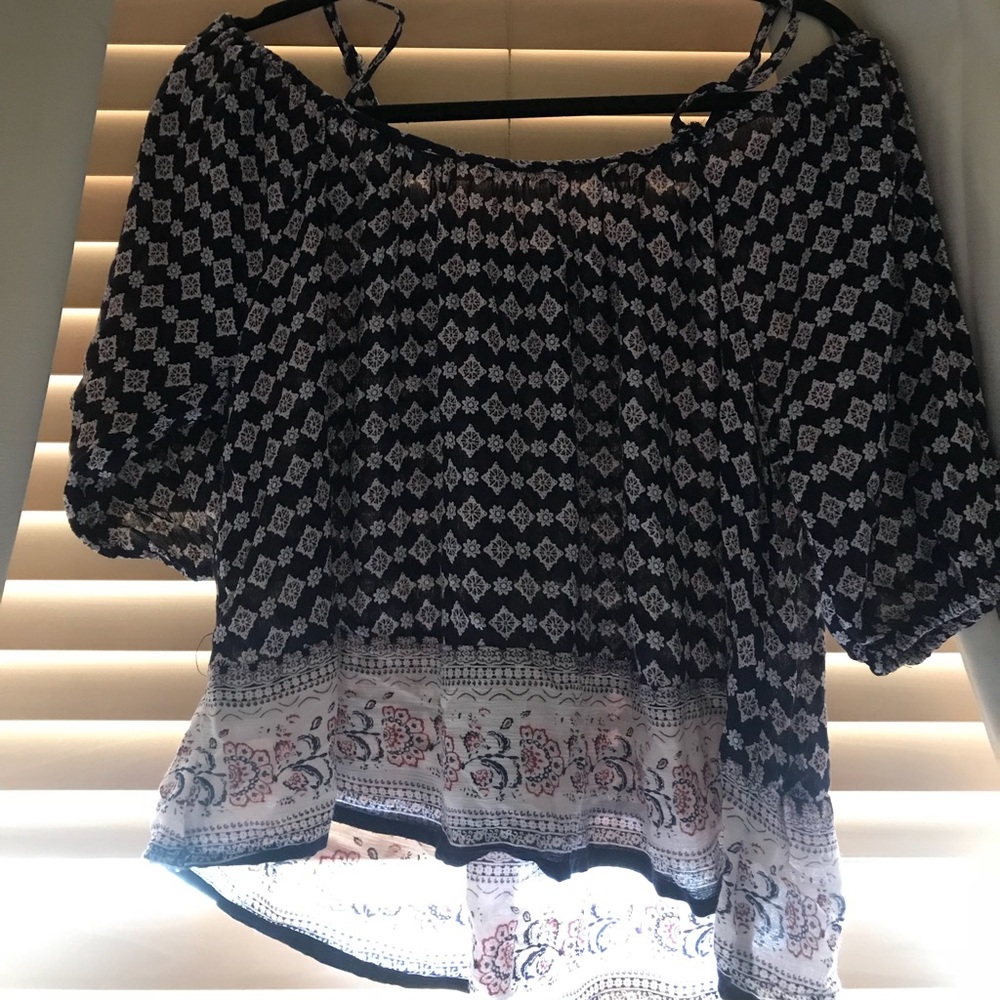 Blouse - Picture 2 of 4